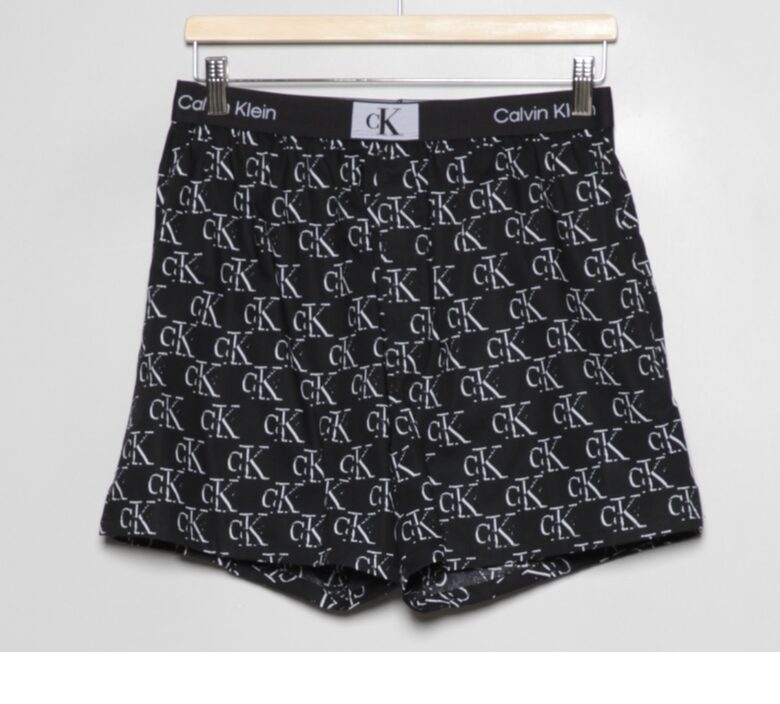 Calvin Klein šortai S dydis